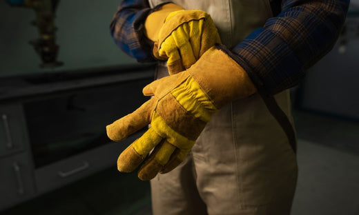 Stay Safe on the Job: Tips for Selecting the Right Work Gloves